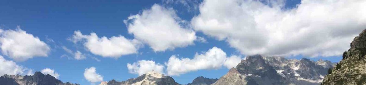 Un quart de mot et des poussières…